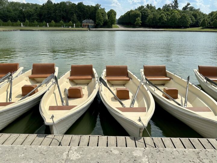 Bottom Versailles Barcos main image 1