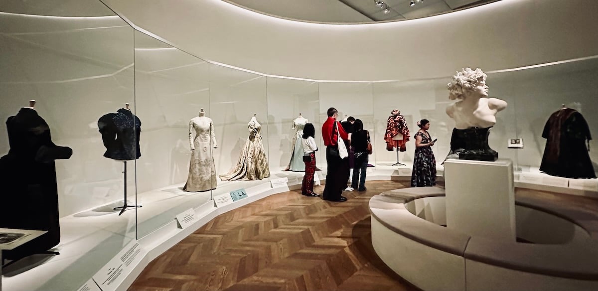 Exposition Worth au Petit Palais