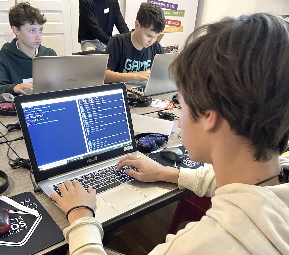 ateliers numériques à Paris pour ados : Tech Kids Academy
